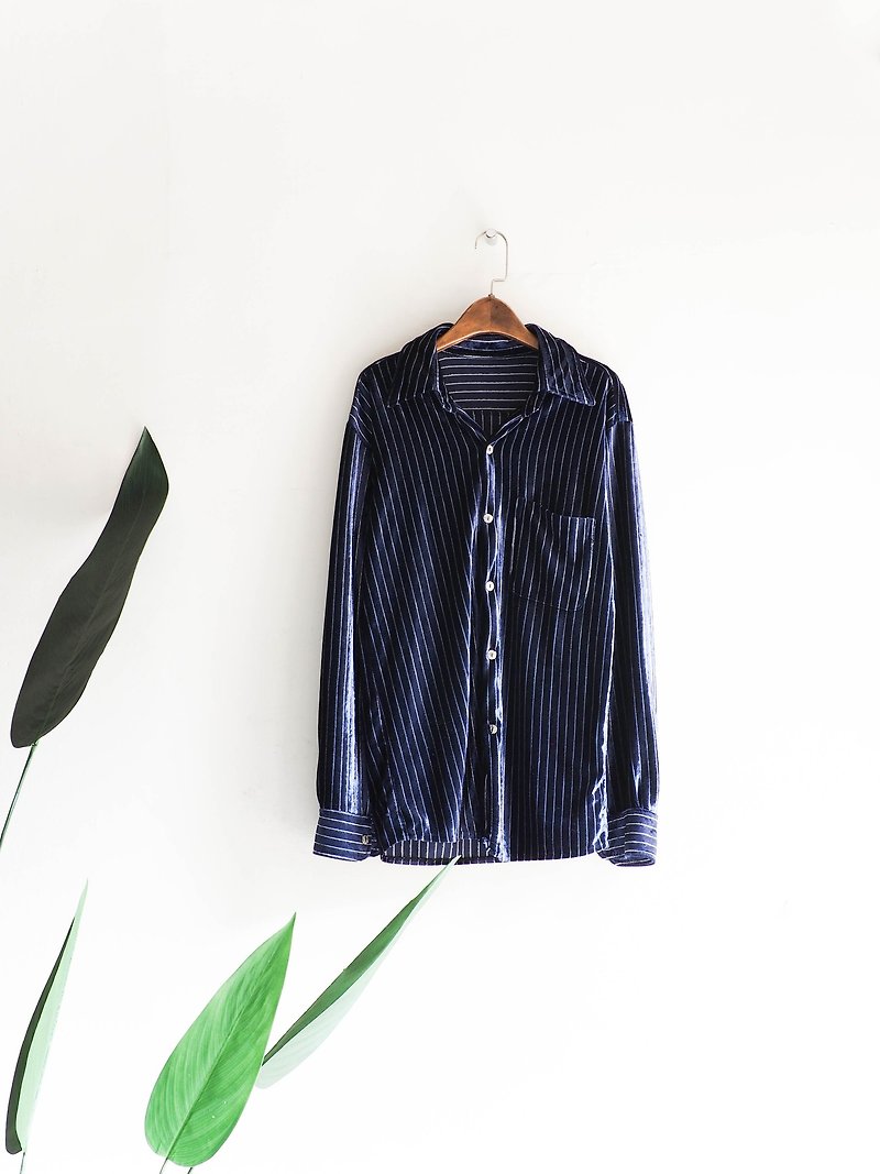 Heshui Mountain - Wakayama Sea dark blue straight metal girl independent antique gold velvet cotton shirt shirt shirt oversize vintage - Women's Shirts - Polyester Blue