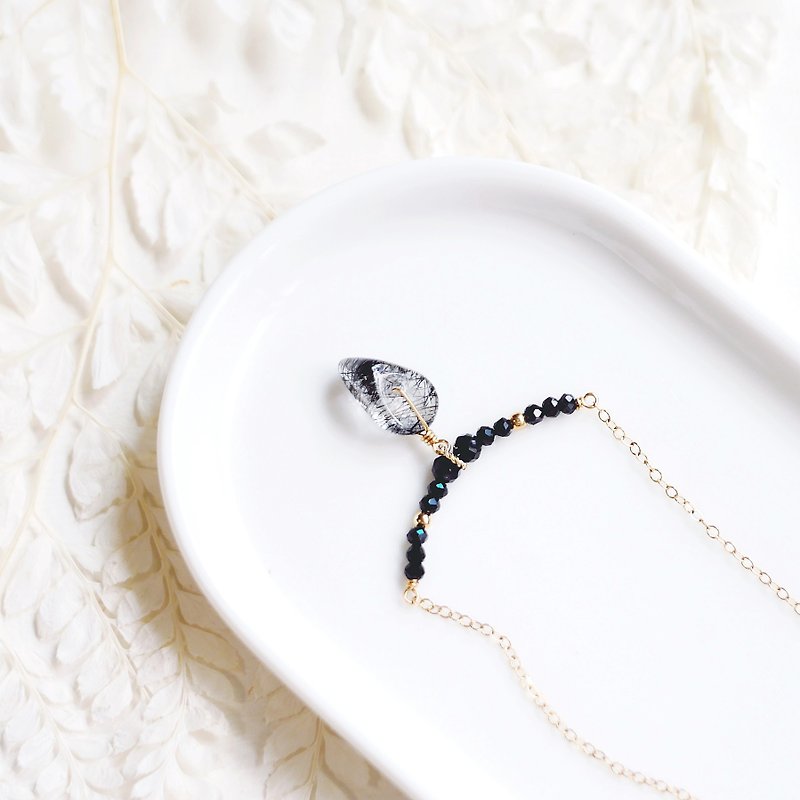 Light jewelry clear black hair crystal shape necklace crystal - Necklaces - Crystal Black