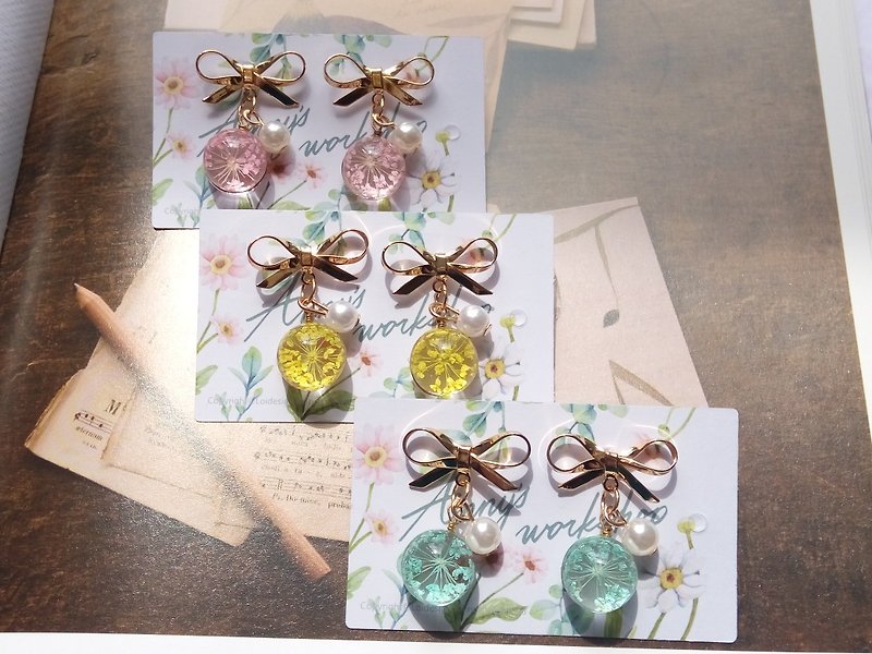 Pressed Flower Earrings. Elegant flower earrings, floral earrings - Earrings & Clip-ons - Glass Pink