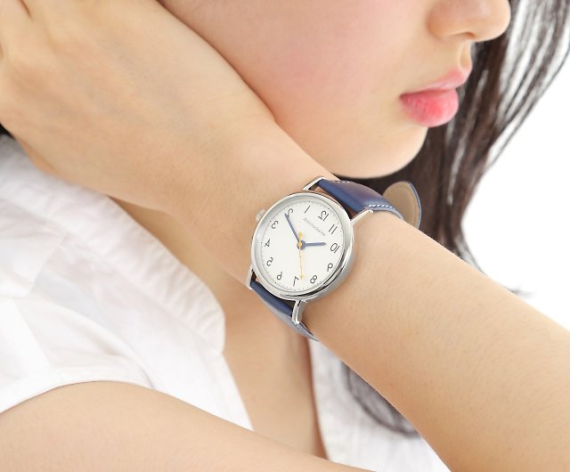 逆回転腕時計 アンチクロックワイズ ユニセックス ホワイト文字盤 アラビア数字 ブルー本革ベルト Al Wh ショップ 東京ウオッチカンパニー 腕時計 Pinkoi
