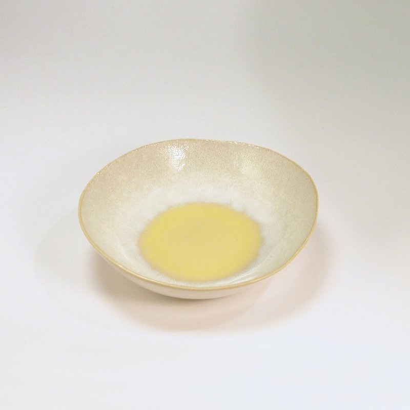Hand made burlap embossed glaze egg yolk bowl - Bowls - Pottery Yellow