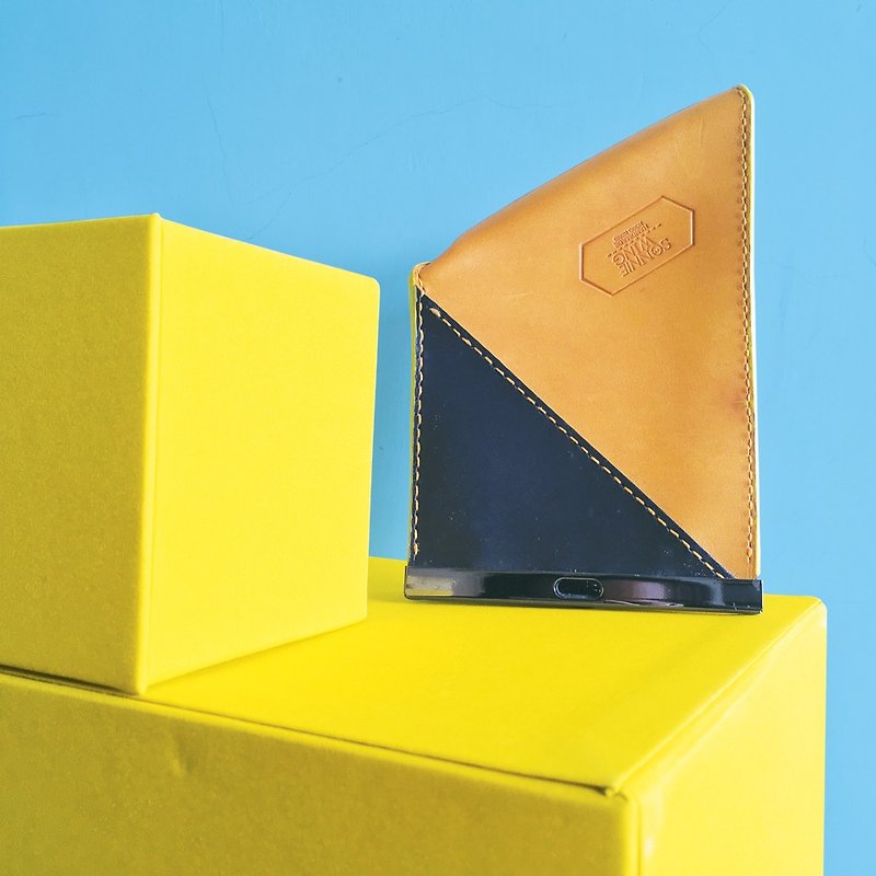 Trapezoid Colour Block Leather Clutch - กระเป๋าคลัทช์ - หนังแท้ สีเหลือง