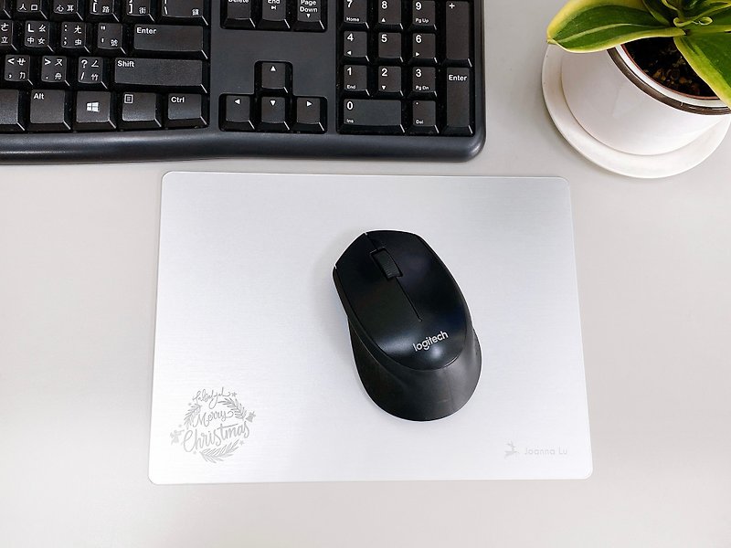 Aluminum Mouse Pad A5 size-Free Laser engraving - แผ่นรองเมาส์ - อลูมิเนียมอัลลอยด์ สีเงิน