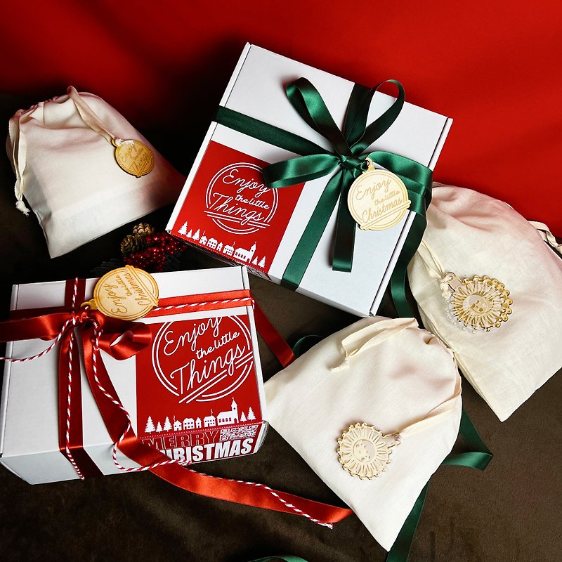 客製化禮物 聖誕禮物 包裝 聖誕節禮物 聖誕禮物盒 木製心意卡 - 禮物盒/包裝盒 - 紙 紅色