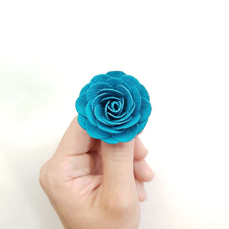 Leather flower hair tie_S size_dark canal blue - Hair Accessories - Genuine Leather Blue