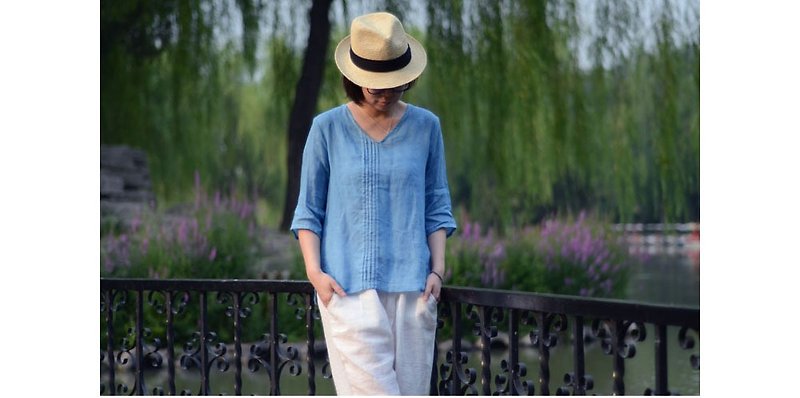 古法植物草木藍靛染薄苧麻套頭衫 - 女裝 上衣 - 棉．麻 