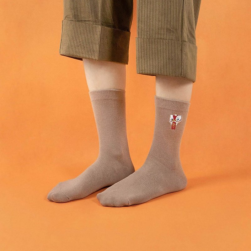 【獅子舞縁起の良い】刺繡靴下I台湾オリジナルデザイン靴下/Z0007 - ソックス - コットン・麻 カーキ