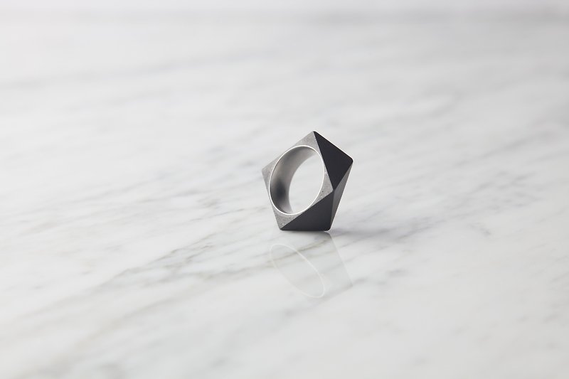 Polygon Ring (Dark Grey) - General Rings - Cement Black