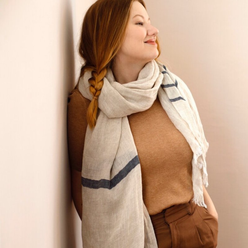 USVA Linen Thin Scarf (Grey Stripe) - ผ้าพันคอถัก - ผ้าฝ้าย/ผ้าลินิน สีเทา