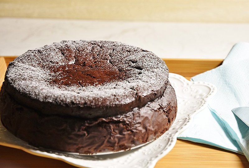 慶祝Celebrate-7吋古典巧克力蛋糕~濃純巧克力特級深黑苦甜巧克力 - 朱古力 - 新鮮食材 黑色