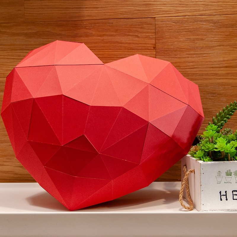 DIY手作3D紙模型擺飾 禮物 掛飾 情人節系列 - 大愛心&小愛心壁飾 - 玩偶/公仔 - 紙 紅色