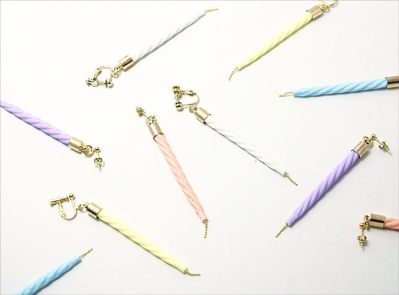 Kasumi candle earrings / earrings - Earrings & Clip-ons - Plastic Multicolor