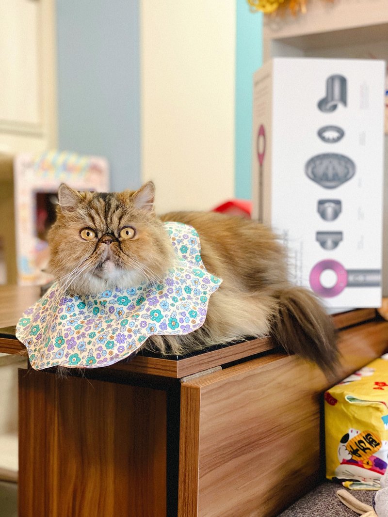 貓咪花形口水肩 四合扣款 - 項圈/牽繩 - 棉．麻 多色