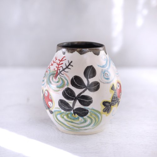 黒い水草と赤い金魚絵の花器/胴丸 - ショップ 春信工房 JAPAN 花瓶