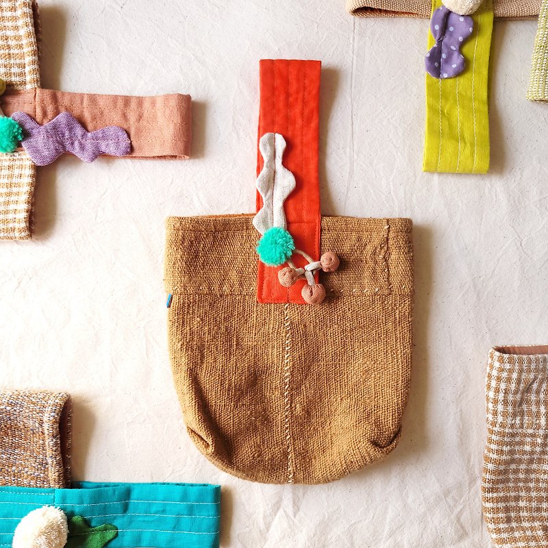 DUNIA handmade // Vegetable-dyed handwoven fabric environmentally friendly outing bag meal bag- Brown - Handbags & Totes - Cotton & Hemp Khaki