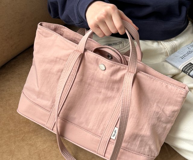 The Ally from Korea | MOLLY BAG with makeup pouch | Pink