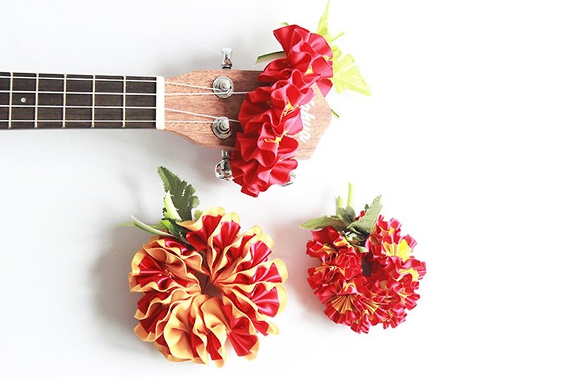 ukulele lei plumeria 3pic d,ukulele accessories,ukulele strap,hawaiian,ribbonlei - อุปกรณ์กีตาร์ - ผ้าฝ้าย/ผ้าลินิน สีแดง