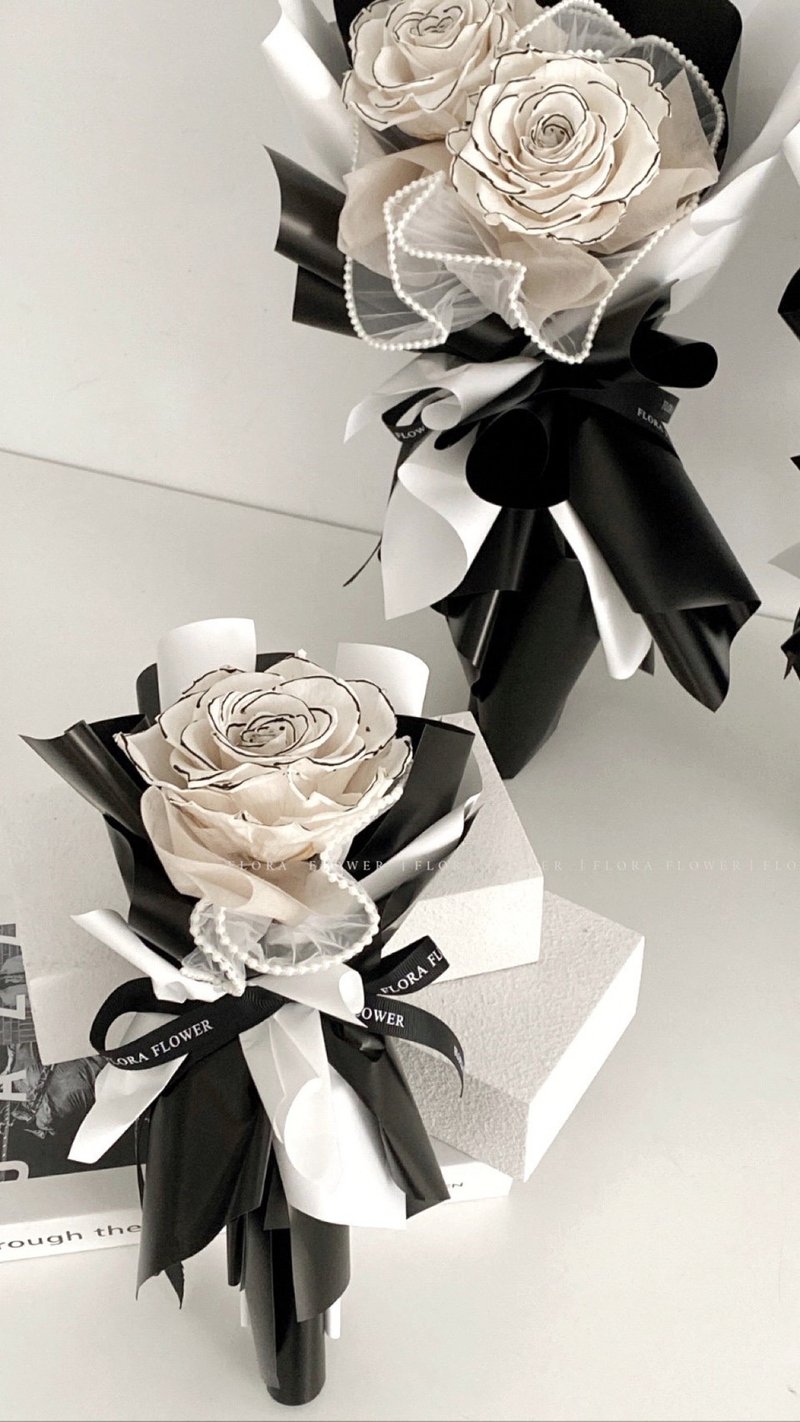 Flora Flower Preserved Rose Bouquet-Korean Style Fragrance - Dried Flowers & Bouquets - Plants & Flowers Black