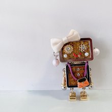 ロボット型チャーム 黒と赤 Robot Accessories】ロボットチャーム キョロ4 - ショップ amu