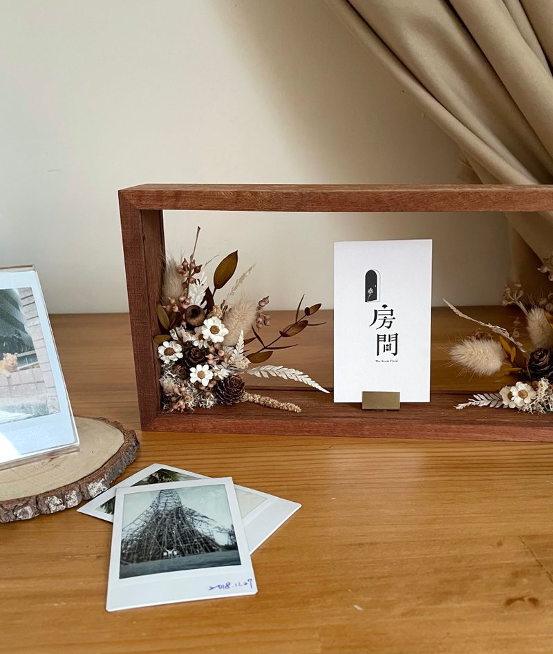 Dried flower photo frame Polaroid business card holder three-dimensional solid wood photo frame fur baby commemorative gift - ช่อดอกไม้แห้ง - พืช/ดอกไม้ สีนำ้ตาล