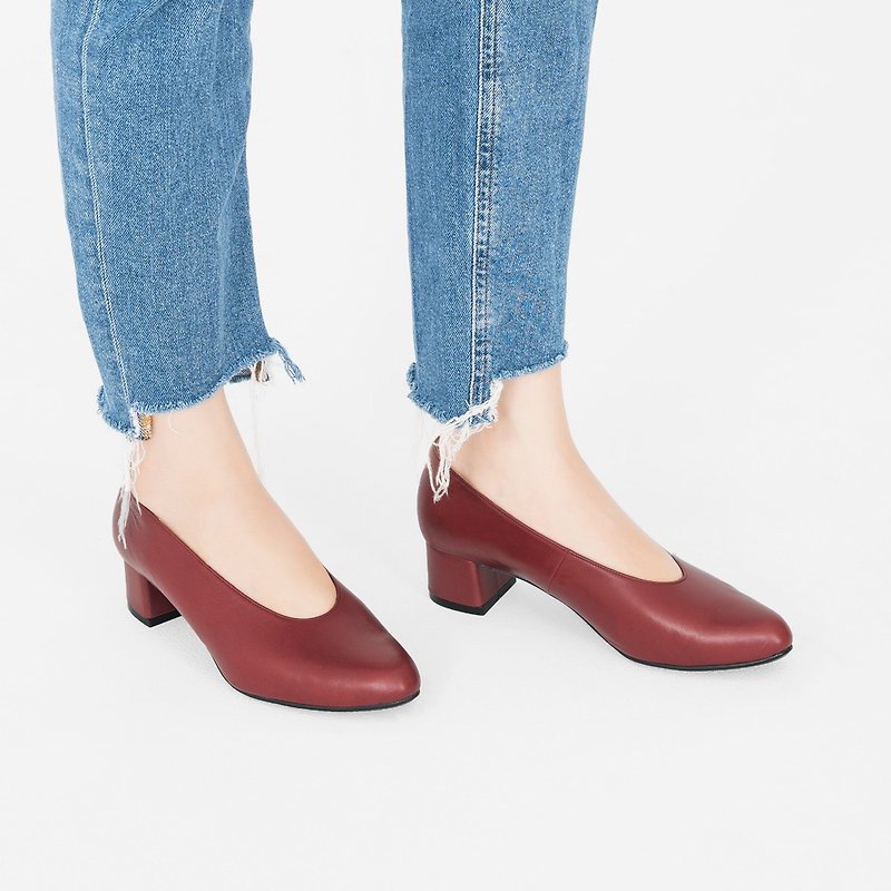 Daily heel shoes! Basic plain micro-pointed mid-heel shoes red full leather MIT-carmine - รองเท้าส้นสูง - หนังแท้ สีแดง