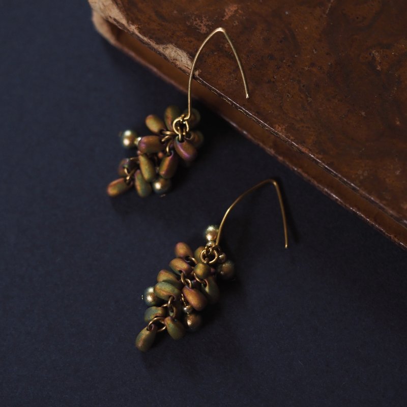 Vintage Autumn Fruit Bronze Dangle Earrings - ต่างหู - ทองแดงทองเหลือง สีทอง