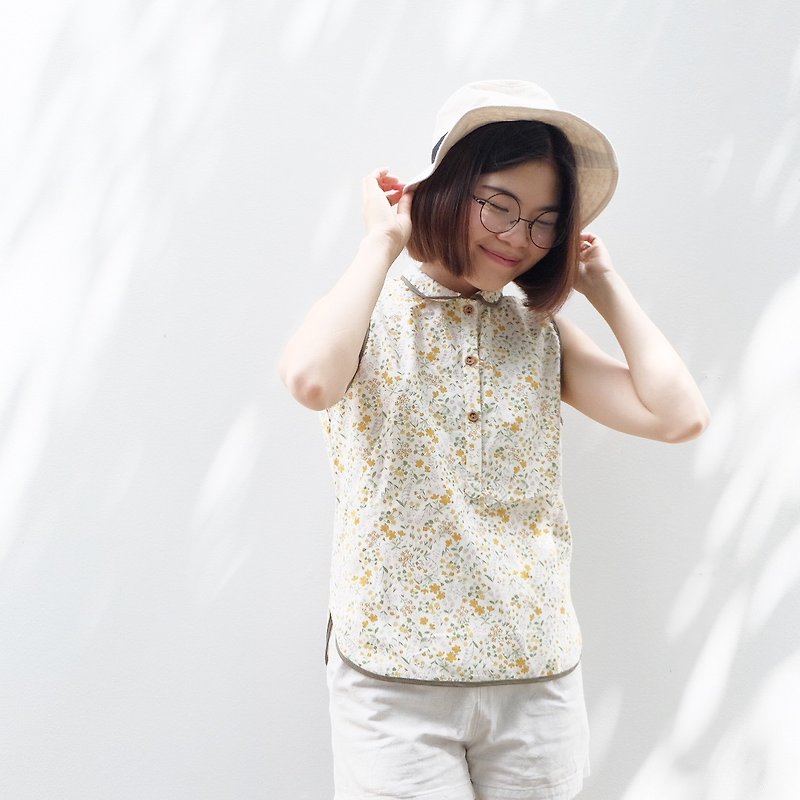 Sleeveless Shirt : Flora Pattern - 女上衣/長袖上衣 - 棉．麻 黃色