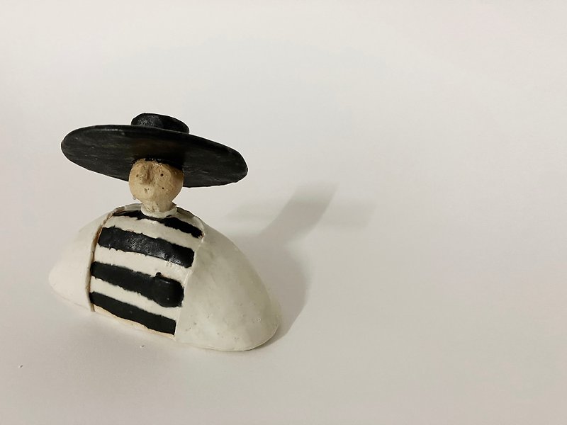 A Decorative Pottery Figure Doll - เซรามิก - ดินเผา ขาว