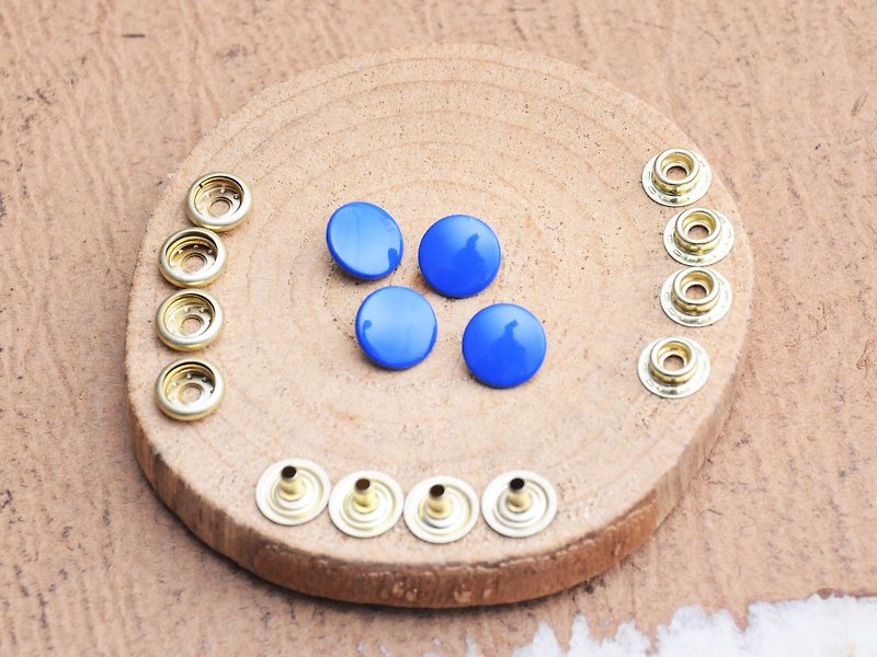 小跳豆系列 - 12.5mm釦面四合釦 藍色 AZEUPPO(4入組) 皮革配件 - 皮革 - 真皮 藍色