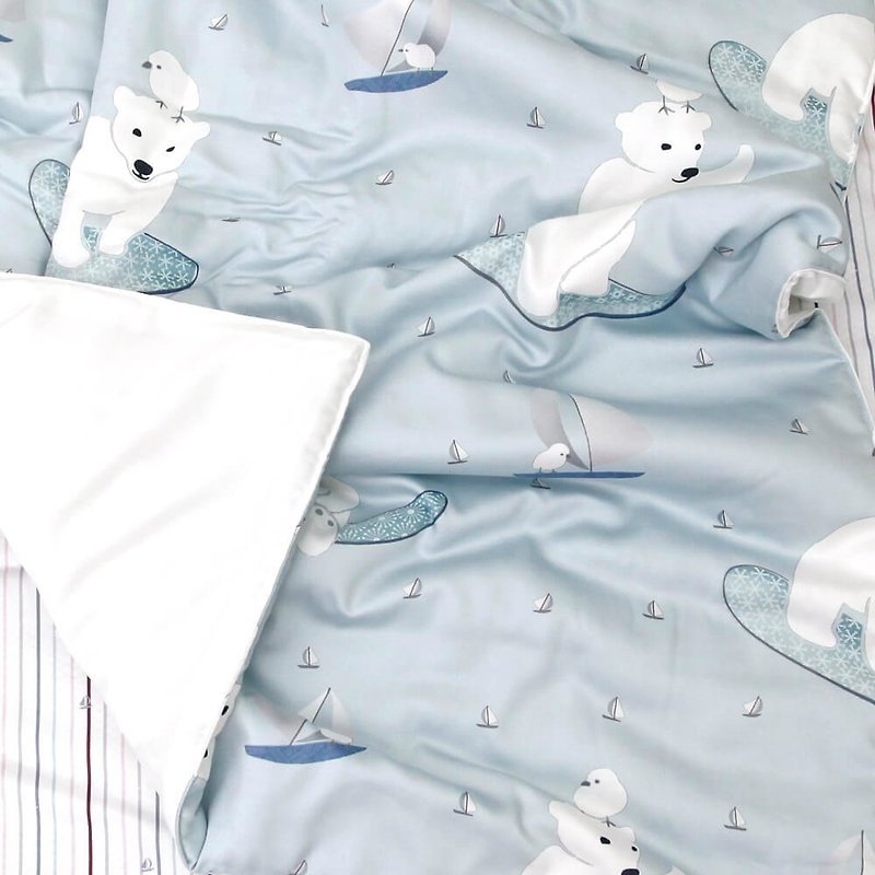 Korea Kangaruru skin-friendly antibacterial anti-baby blanket [ice snow bear edge] - ผ้าห่ม - ผ้าไหม 