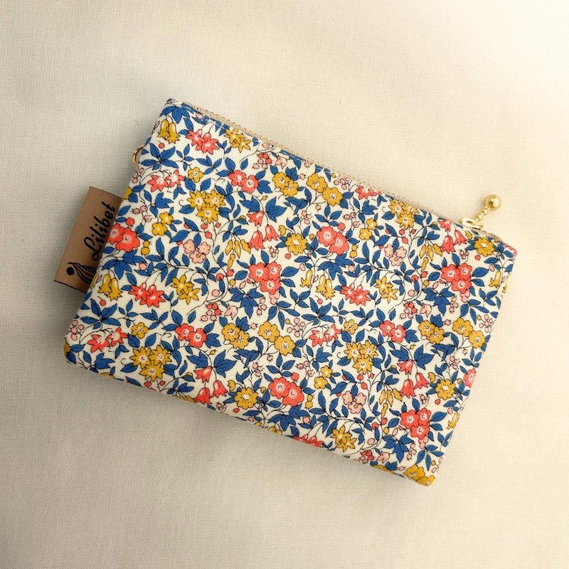 Lady Shaobing made from Liberty fabric-cotton purse surrounded by dots - Coin Purses - Cotton & Hemp Blue