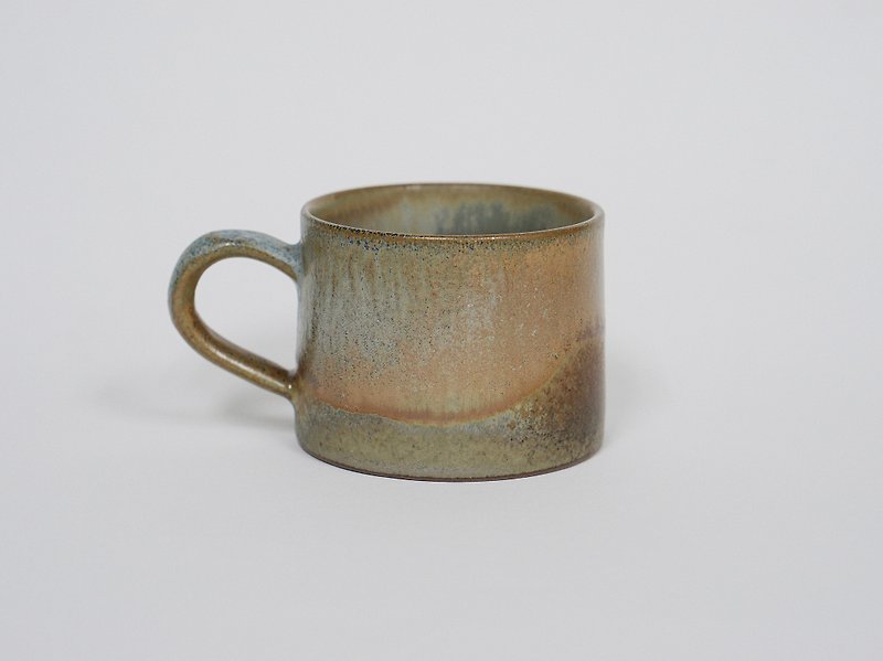 窯變釉手作陶瓷馬克杯－山水绿 - 咖啡杯/馬克杯 - 陶 咖啡色