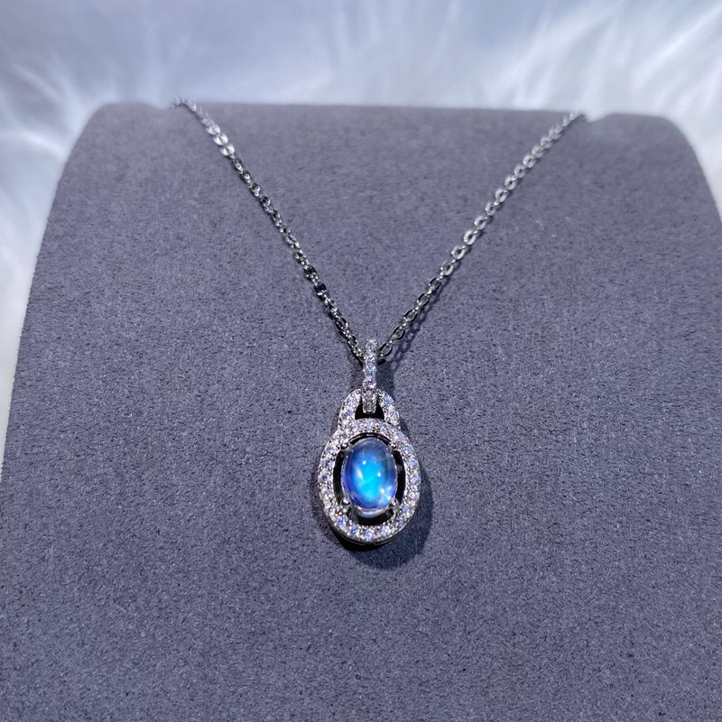 スーパーブルーハロームーンストーンの天然宝石は現在在庫切れです ご注文前にプライベートメッセージでご注文ください - ネックレス - 宝石 透明