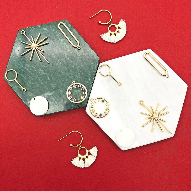 Christmas 14kgf Earrings  【Geometric Earrings】 【New Year Gift】【Gift】 - Earrings & Clip-ons - Precious Metals Gold
