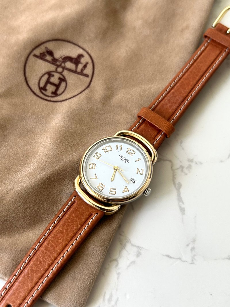 中古二手Hermes Pullman金銀扣咖啡色皮帶男女裝古董錶手腕錶 - 女錶 - 其他金屬 金色