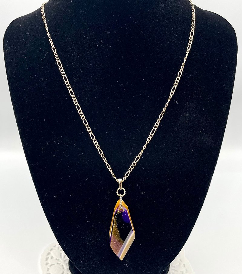 Shining sharp angle necklace black x gold - Necklaces - Resin Multicolor