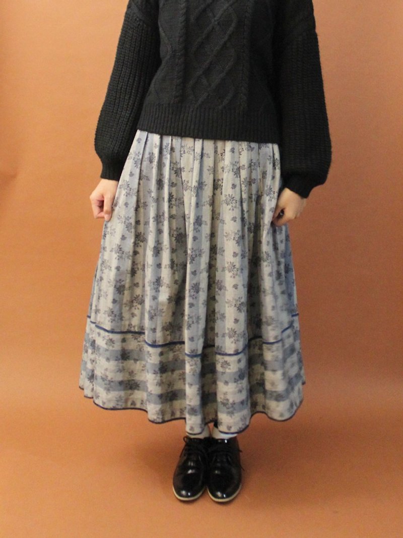 Vintage European Village Gray Blue Striped Floral Thick Cotton Cloth Vintage Dresses Vintage Skirt - Skirts - Cotton & Hemp Gray