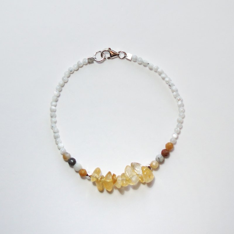November Stone[citrine] mineral bracelet crystal bracelet irregular natural stone - Bracelets - Stone Yellow