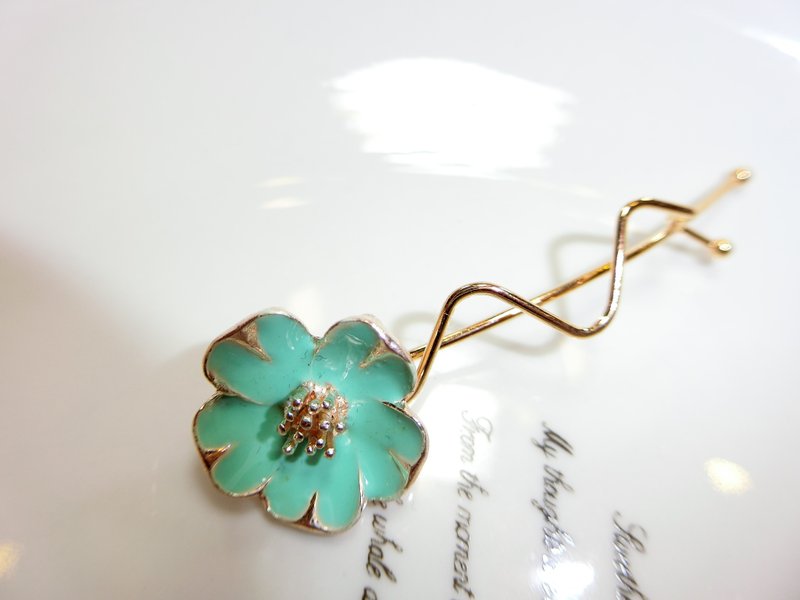 S wave light green small flowers clip (sold exclusively) - ball head Favorites - เครื่องประดับผม - วัสดุอื่นๆ หลากหลายสี