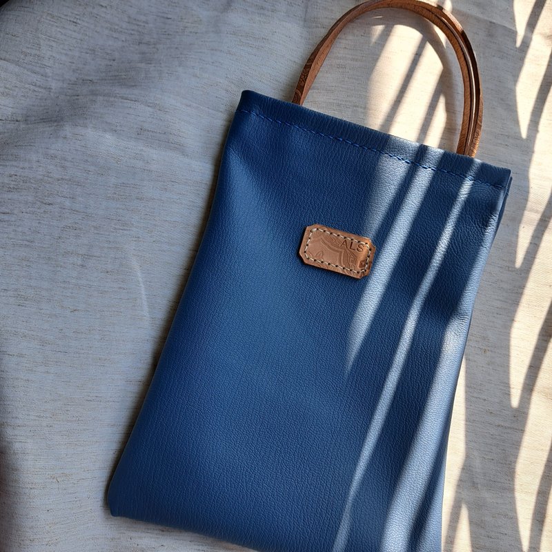 【Urban Curation】A Bag-Rose Tiles - Handbags & Totes - Genuine Leather Blue