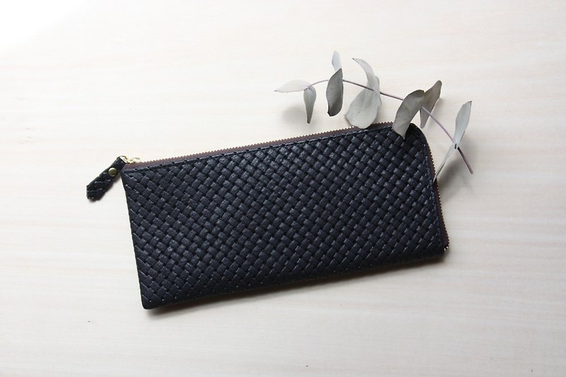 Cowhide slim long wallet mesh embossed black - กระเป๋าสตางค์ - หนังแท้ สีดำ