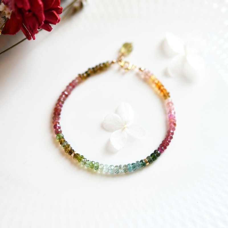 Bringing health with the power of negative ions Multicolored tourmaline bracelet October birthstone - สร้อยข้อมือ - เครื่องเพชรพลอย 