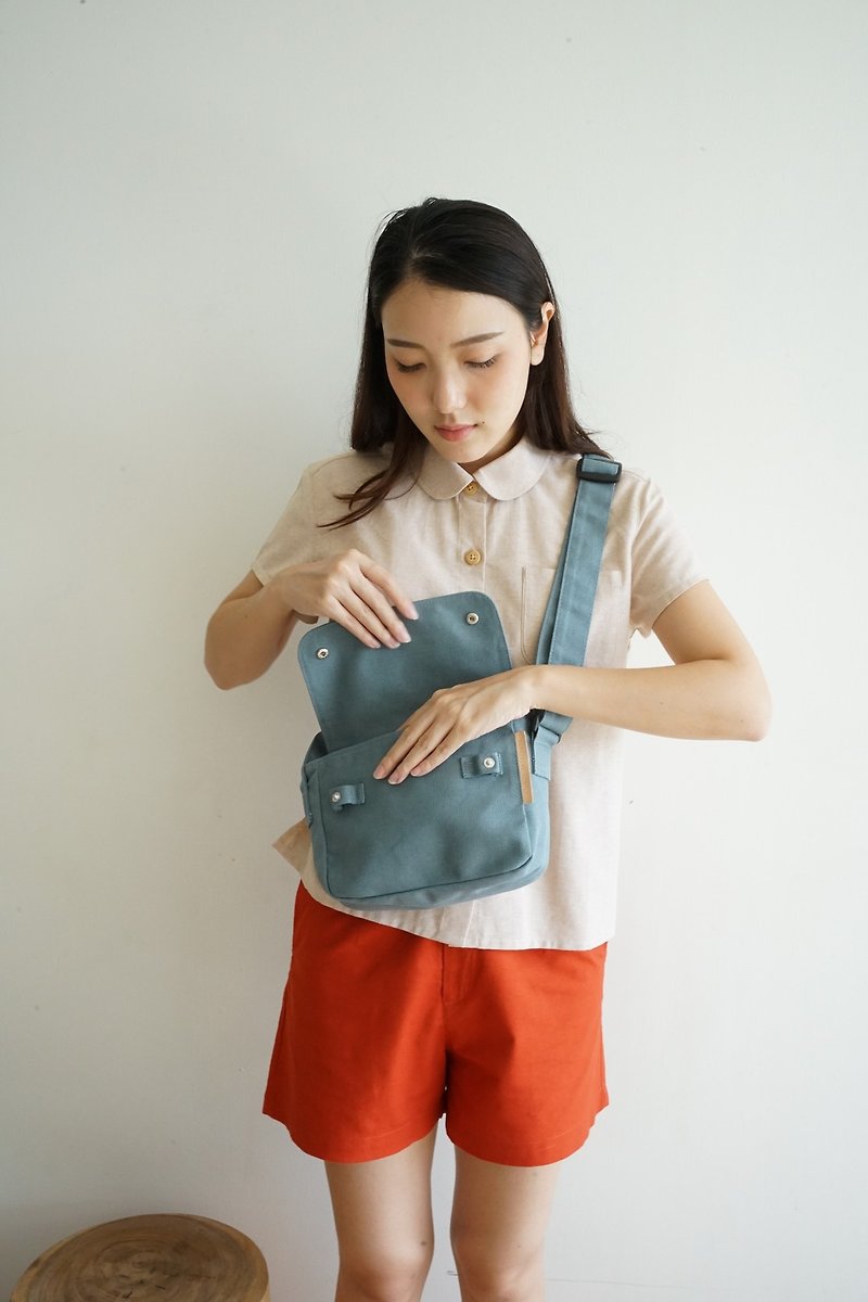 PEBBLE - canvas cross body bag (blue) - Messenger Bags & Sling Bags - Cotton & Hemp Blue