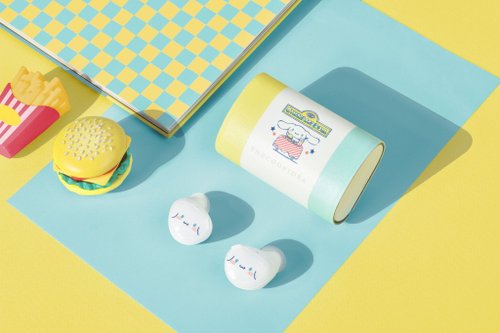 cinnamoroll earbuds