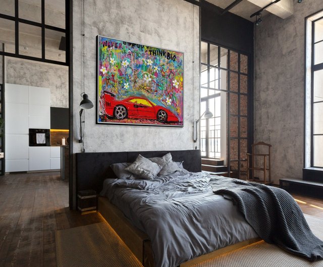 キャンバスに描かれた抽象的でカラフルな車のポップアートの絵画表現