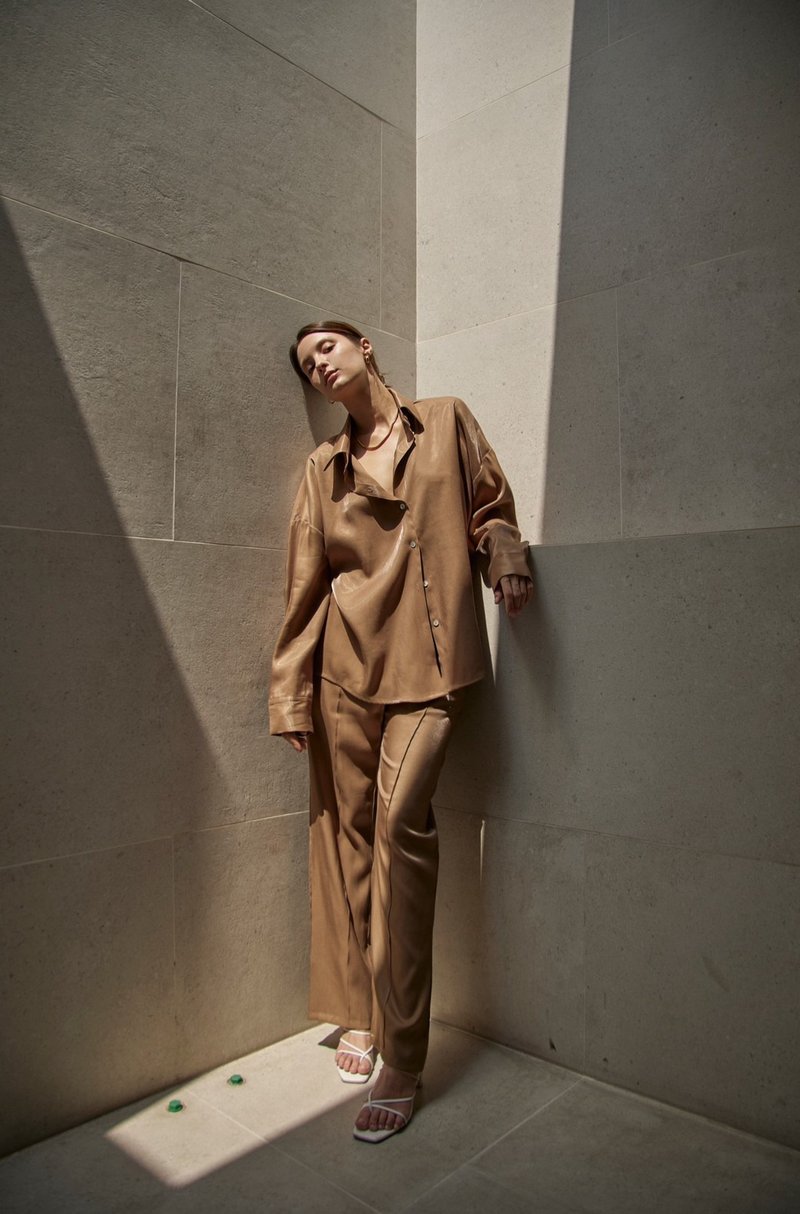 Bayday l ADDISON SHIRT l Sand Dune - 女襯衫 - 其他材質 
