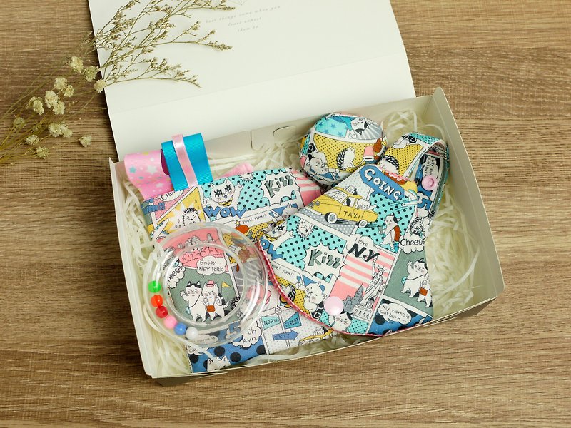 Value Combination Miyue Gift Box│ Comforting Towel + Two-in-One Pacifier Clip:::Comic Cat - Baby Gift Sets - Cotton & Hemp Pink