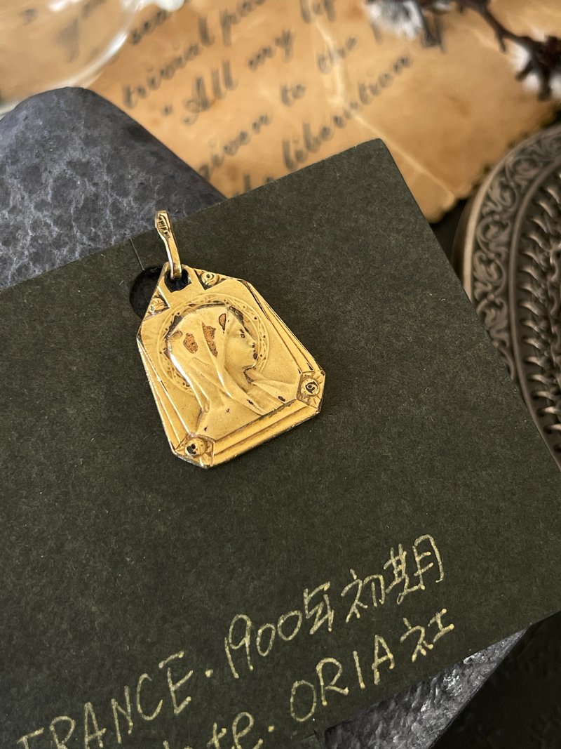 骨董法國ORIA鍍K金1900年 百年歷史編織聖母信仰墜子 少見款 CH67 - 項鍊 - 其他金屬 金色