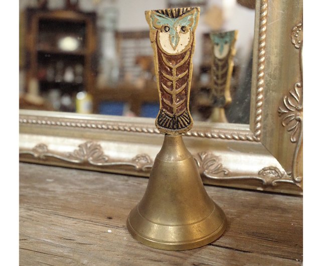 スペインから持ち帰ったアンティーク。両面フクロウの真鍮製ハンドベル