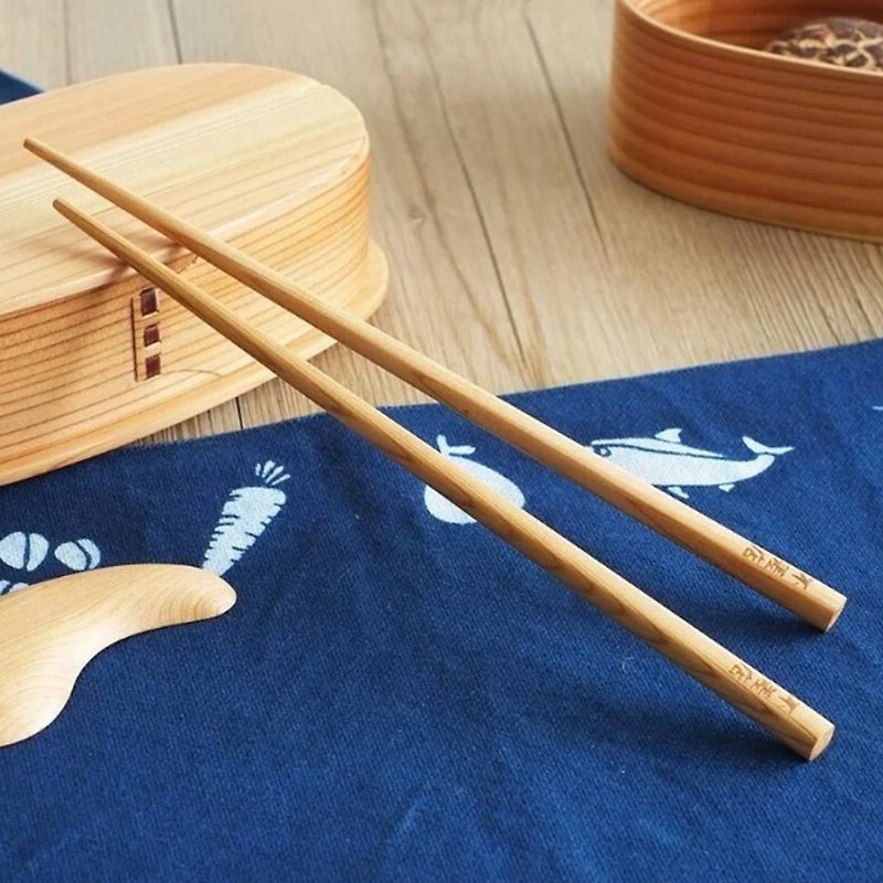 Not bad shop-Notbadshop Taiwan cypress handmade chopsticks-2 pairs - ตะเกียบ - ไม้ 